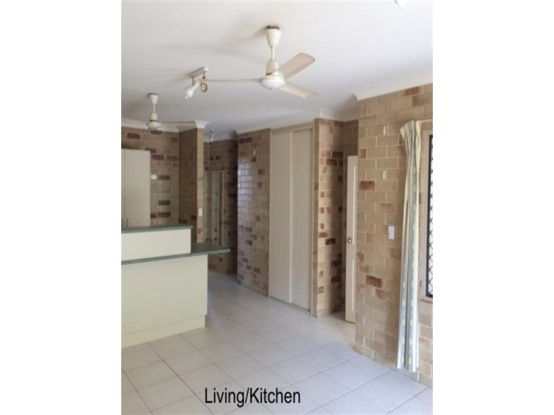 7 Henry Street, Tully QLD 4854