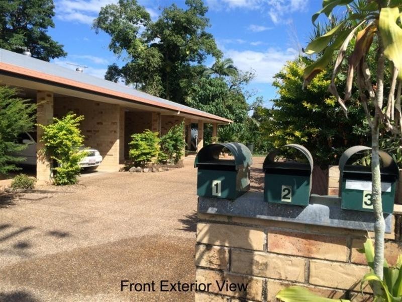 7 Henry Street, Tully QLD 4854