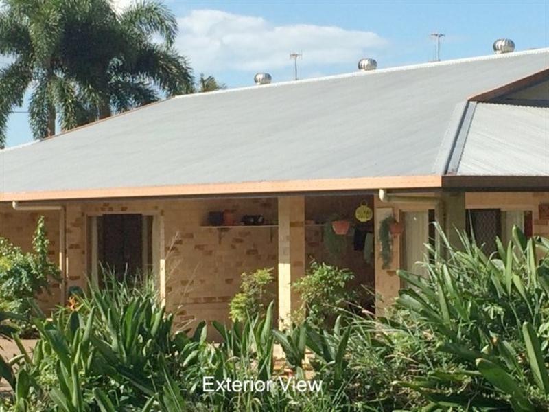 7 Henry Street, Tully QLD 4854