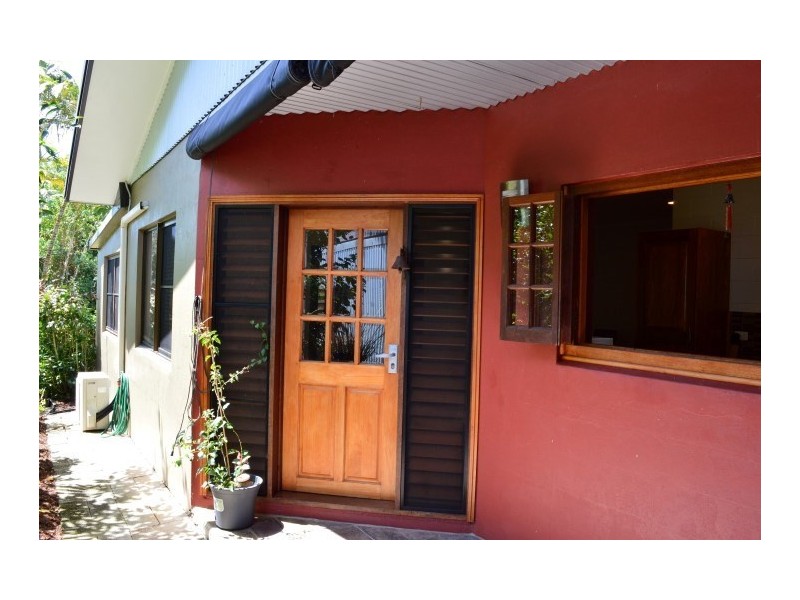 69 Cutten Street, Bingil Bay QLD 4852