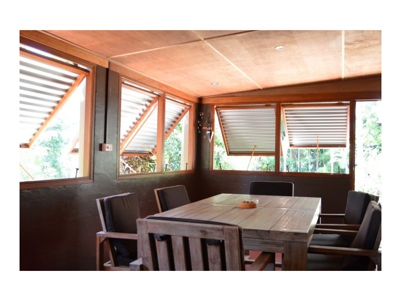 69 Cutten Street, Bingil Bay QLD 4852