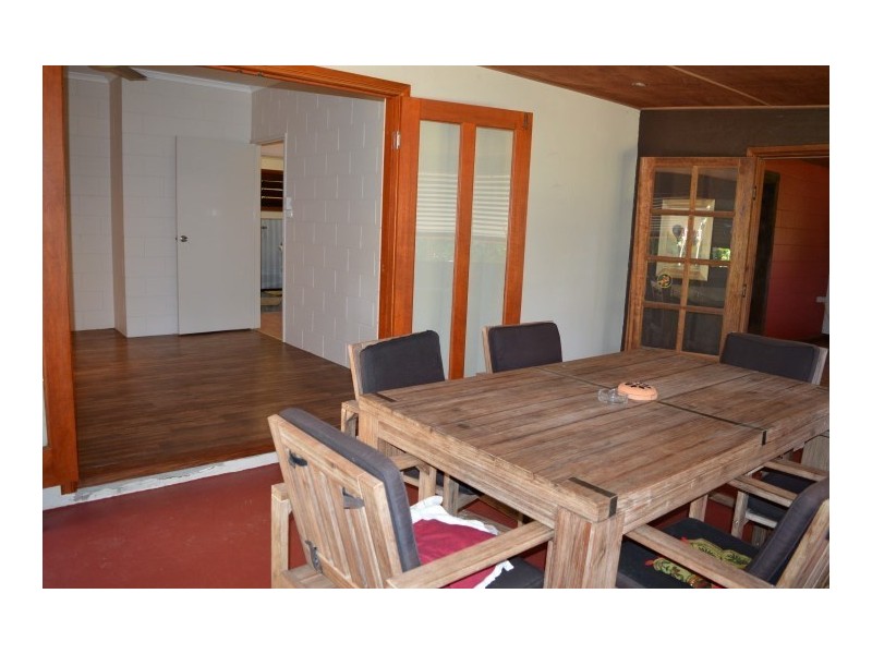 69 Cutten Street, Bingil Bay QLD 4852