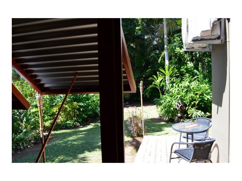 69 Cutten Street, Bingil Bay QLD 4852