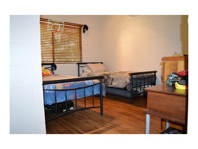 69 Cutten Street, Bingil Bay QLD 4852