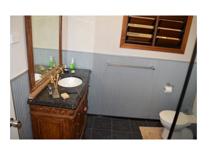 69 Cutten Street, Bingil Bay QLD 4852