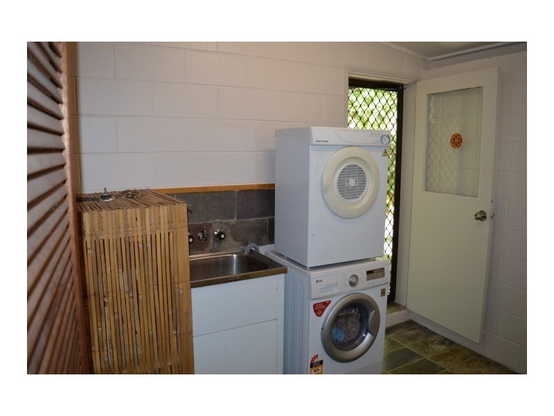 69 Cutten Street, Bingil Bay QLD 4852