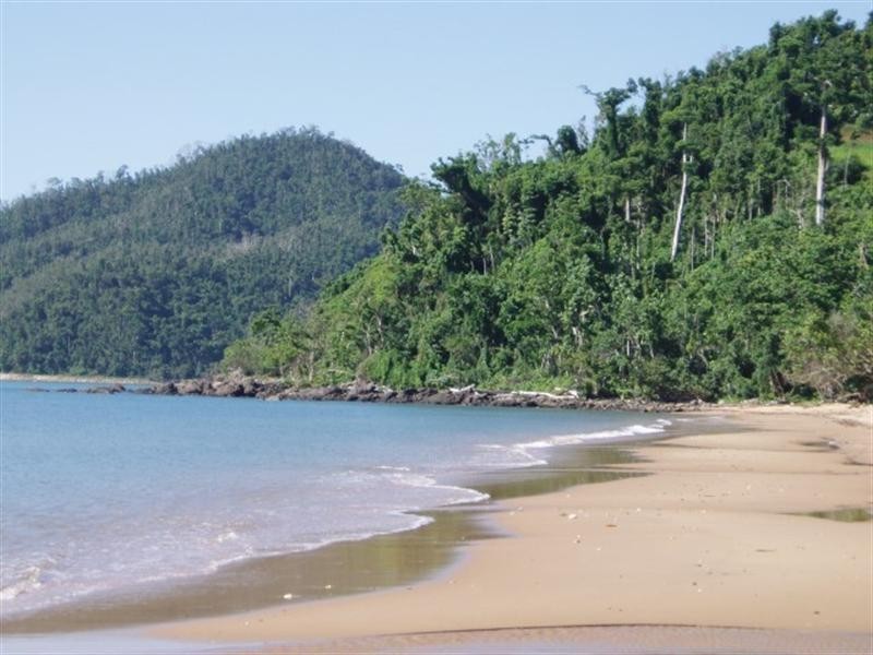 79 Holt Road, Garners Beach QLD 4852