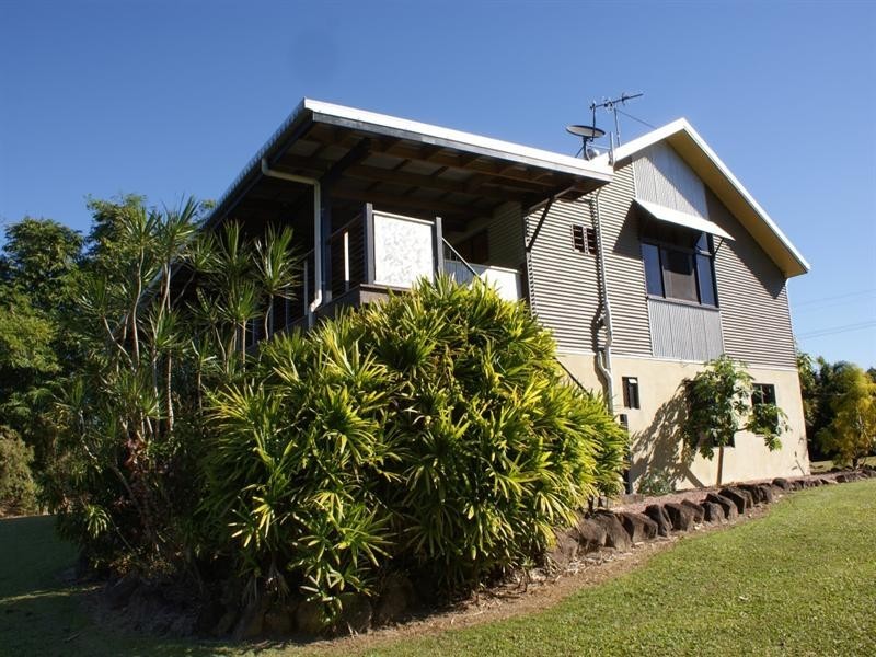 573 El Arish Mission Beach Road, Mission Beach QLD 4852