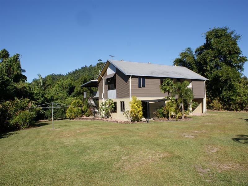 573 El Arish Mission Beach Road, Mission Beach QLD 4852