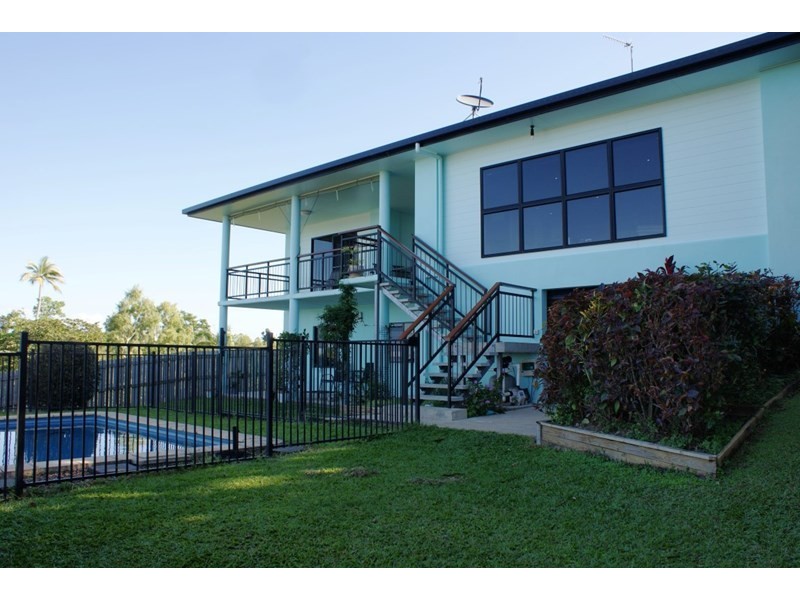 21 Dunkalli Crescent, Wongaling Beach QLD 4852