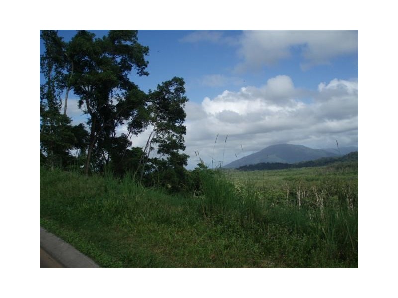 Lot 8 Campbell Tce., South Mission QLD 4852