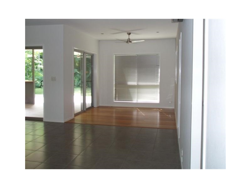 18 Pioneer Street, Bingil Bay QLD 4852