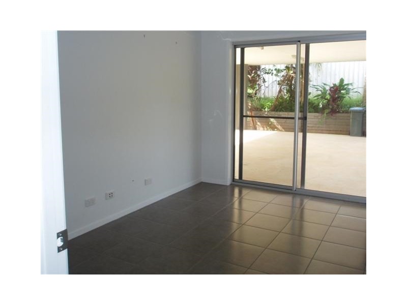 18 Pioneer Street, Bingil Bay QLD 4852