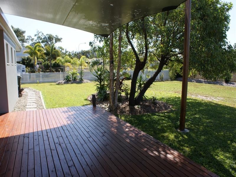 10 Mariner Drive, South Mission QLD 4852