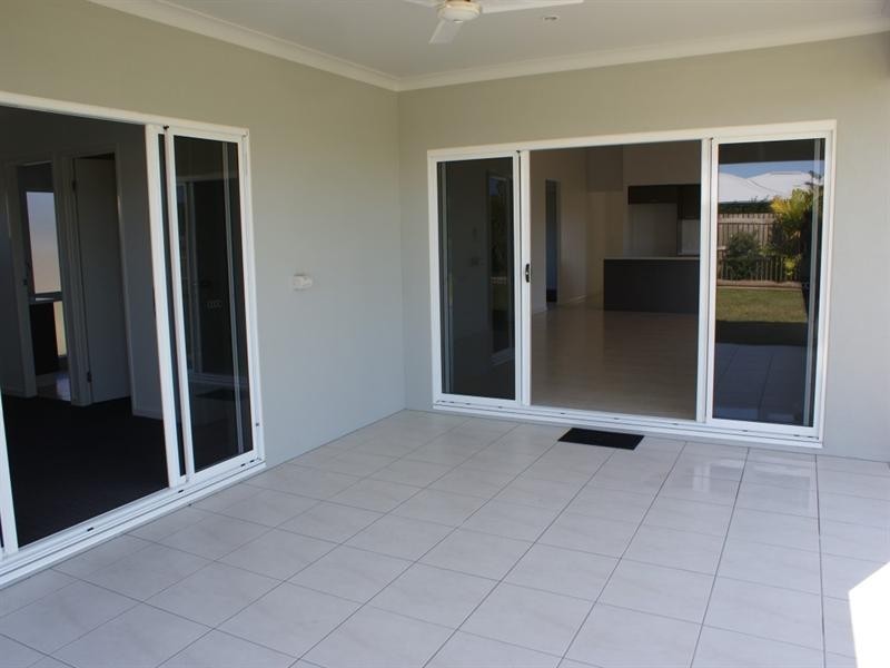 10 Mariner Drive, South Mission QLD 4852