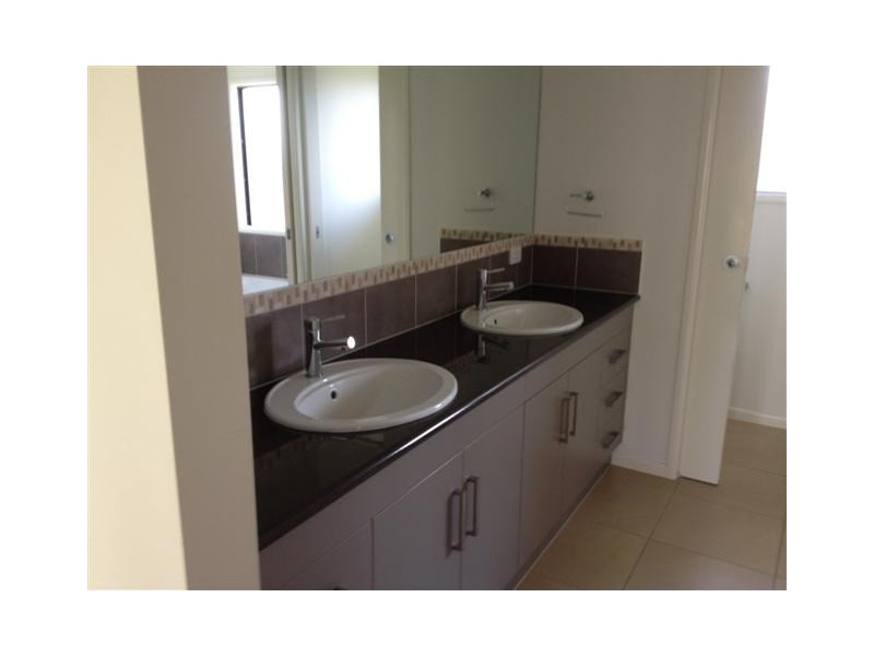 21 Mariner Drive, South Mission QLD 4852