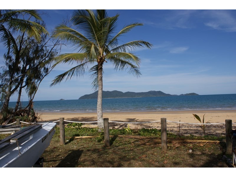 9 Bedarra Terrace, South Mission QLD 4852