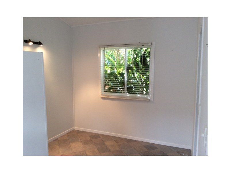 18a Pioneer Street, Bingil Bay QLD 4852