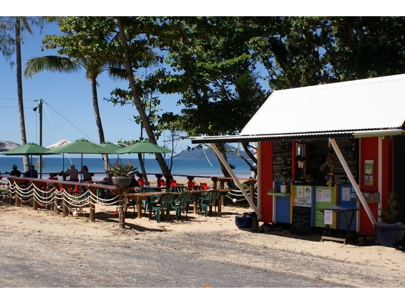 9 Endeavour Avenue, Mission Beach QLD 4852