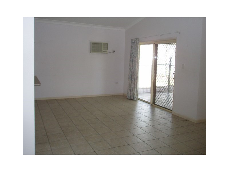24 Holland Street, Wongaling Beach QLD 4852