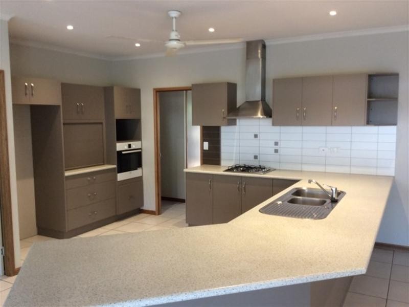 52 Mariner Drive, South Mission QLD 4852