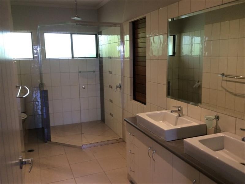 52 Mariner Drive, South Mission QLD 4852