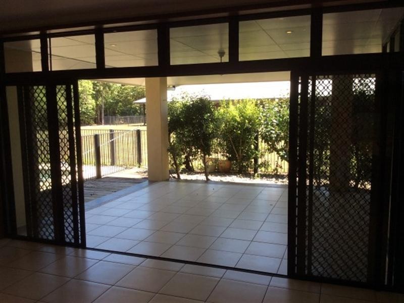 52 Mariner Drive, South Mission QLD 4852