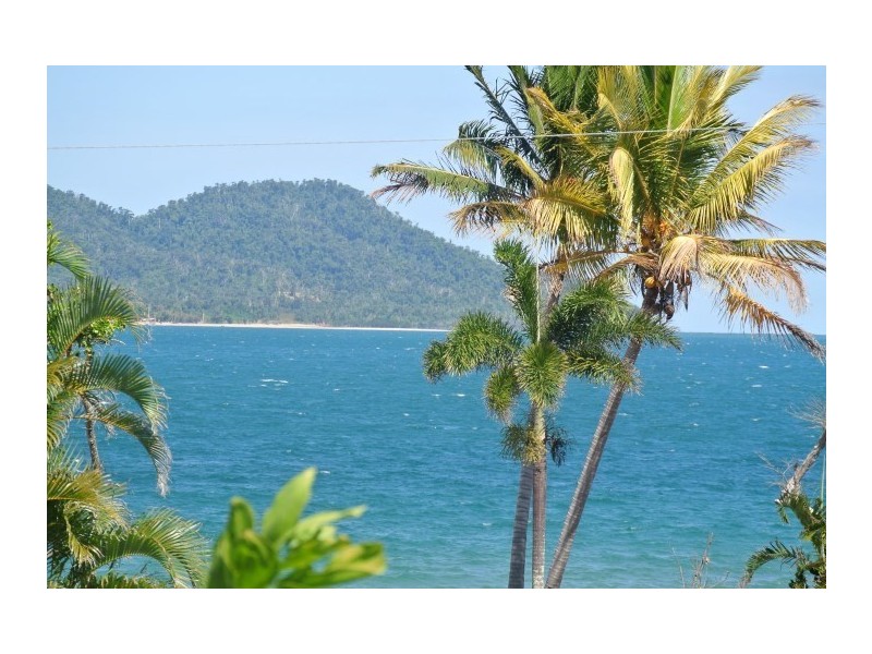 105 Reid Road, Wongaling Beach QLD 4852