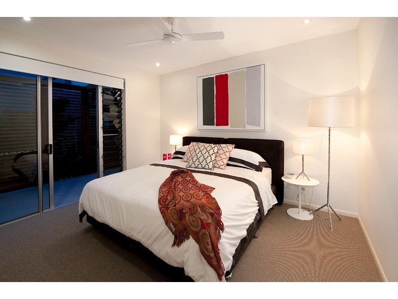 4/2 Coonanglebah Close, Mission Beach QLD 4852