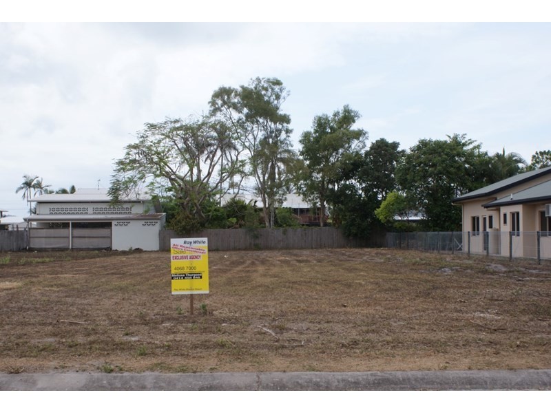 34 Buccaneer Street, South Mission QLD 4852