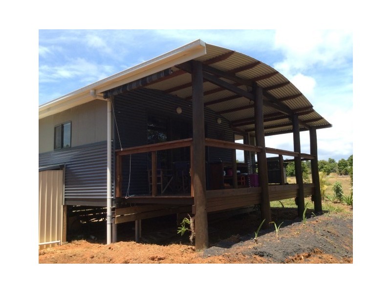 8 Iluka Close, Mission Beach QLD 4852