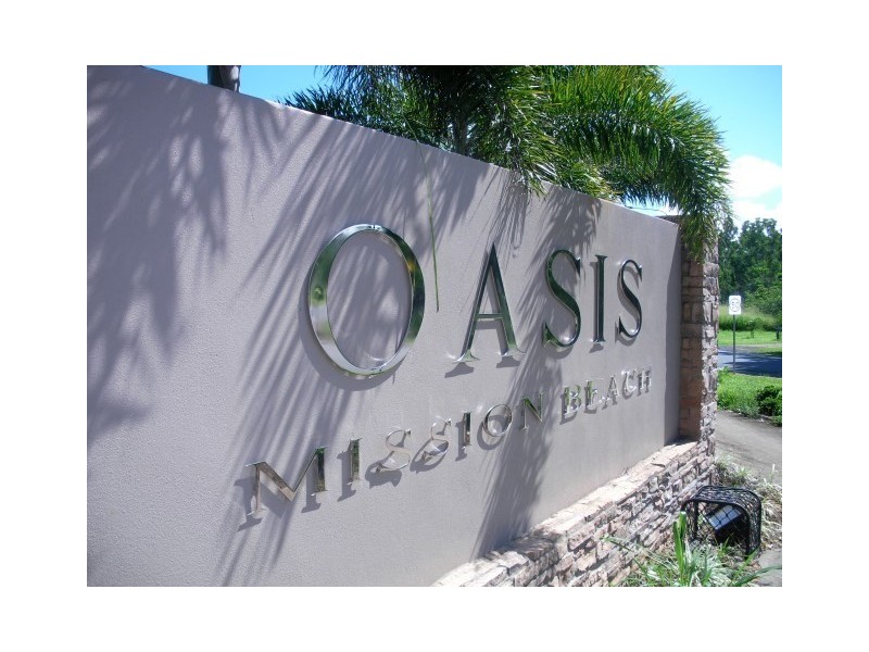 8 Iluka Close, Mission Beach QLD 4852