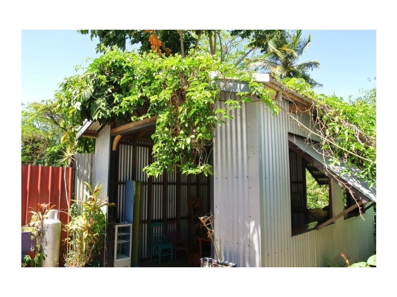 37-39 Hynes Street, South Johnstone QLD 4859