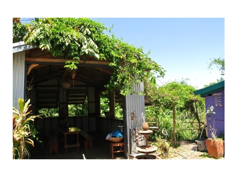 37-39 Hynes Street, South Johnstone QLD 4859