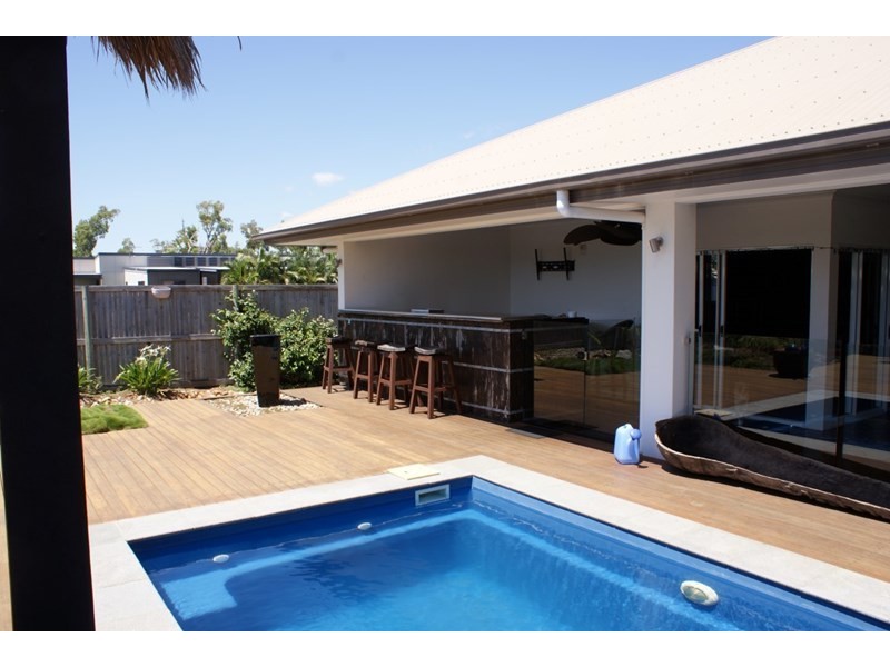 22 Mariner Drive, South Mission QLD 4852