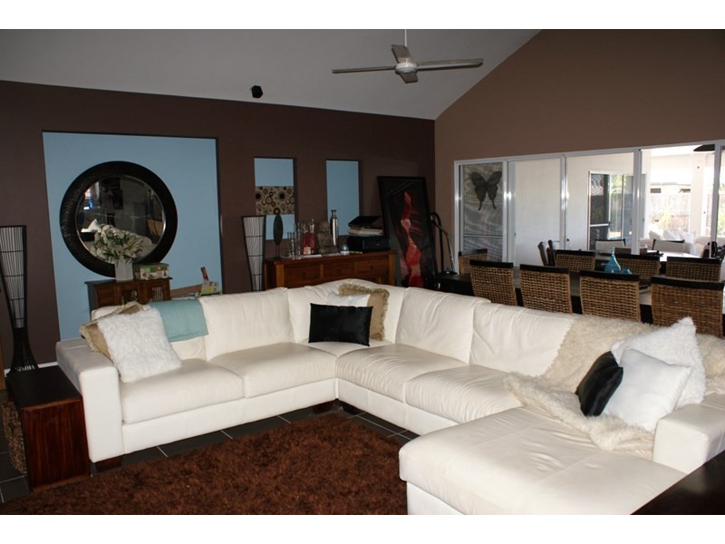 22 Mariner Drive, South Mission QLD 4852