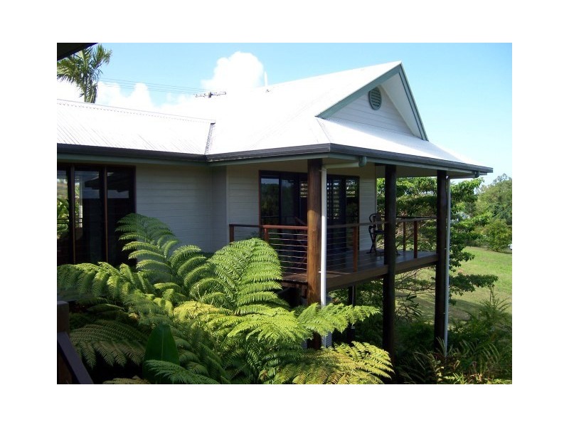 68 North Hull Road, Carmoo QLD 4852