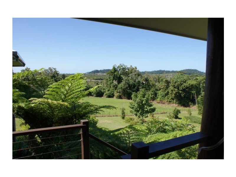 68 North Hull Road, Carmoo QLD 4852