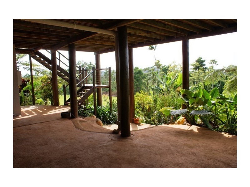 68 North Hull Road, Carmoo QLD 4852