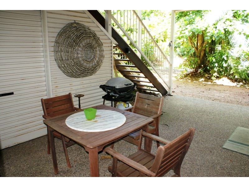 6 Koda Street, Wongaling Beach QLD 4852