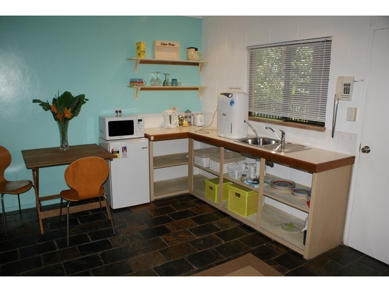 6 Koda Street, Wongaling Beach QLD 4852