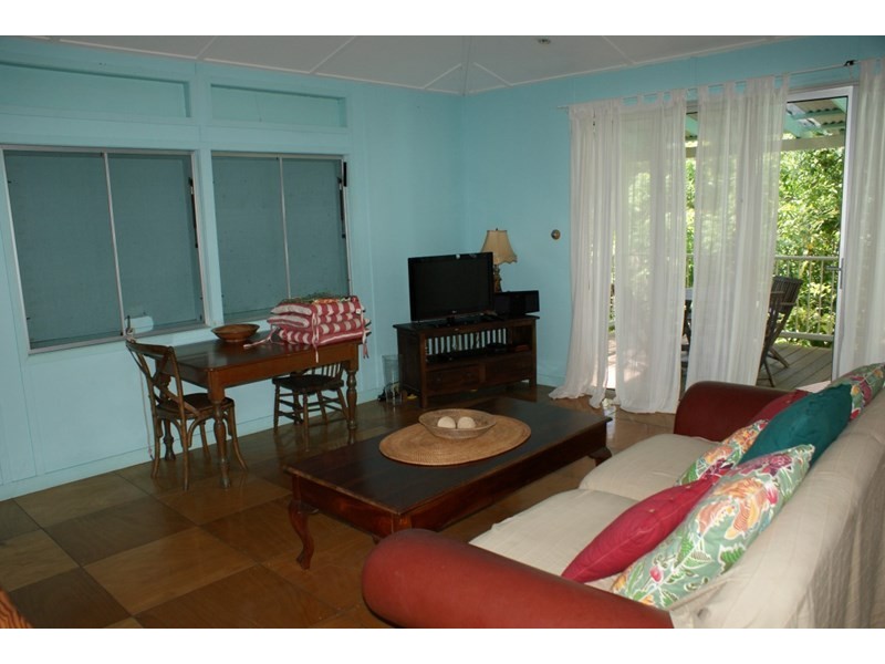 6 Koda Street, Wongaling Beach QLD 4852