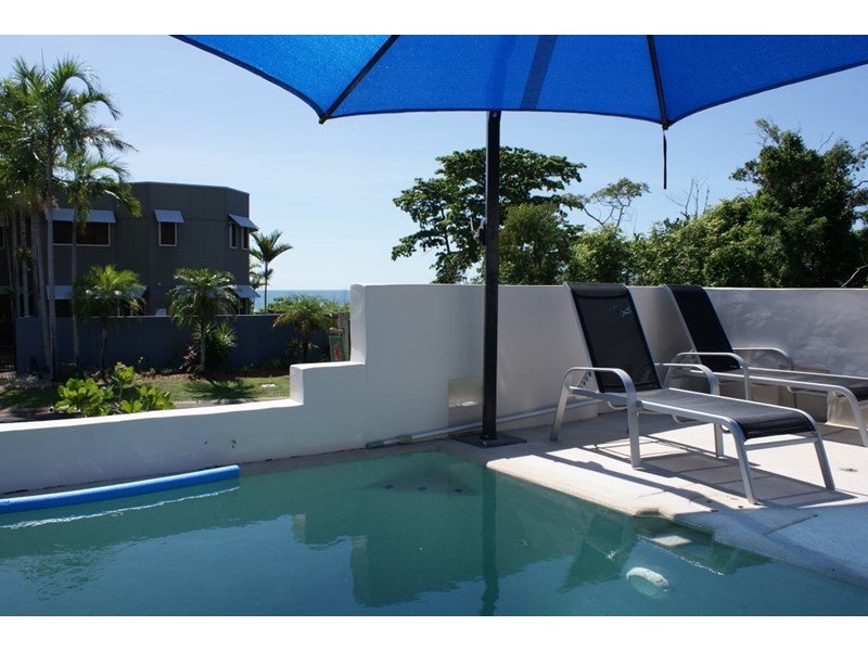 2 Conch Street, Mission Beach QLD 4852