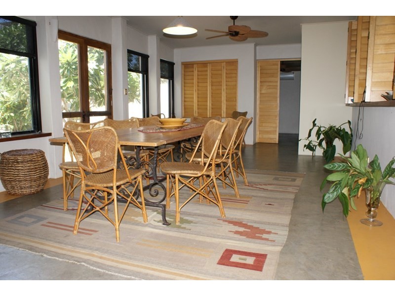 2 Conch Street, Mission Beach QLD 4852
