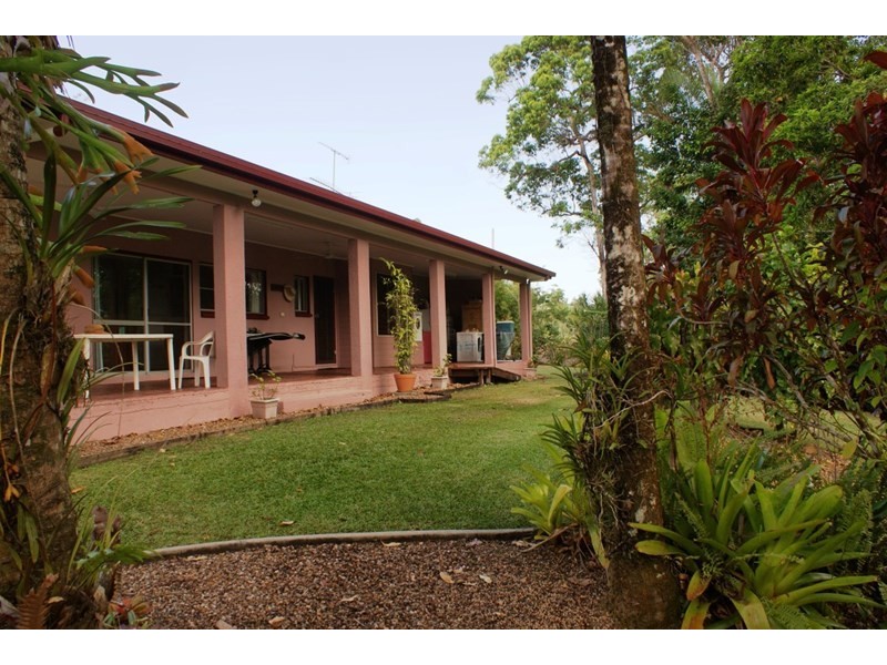 856 East Feluga Road, East Feluga QLD 4854