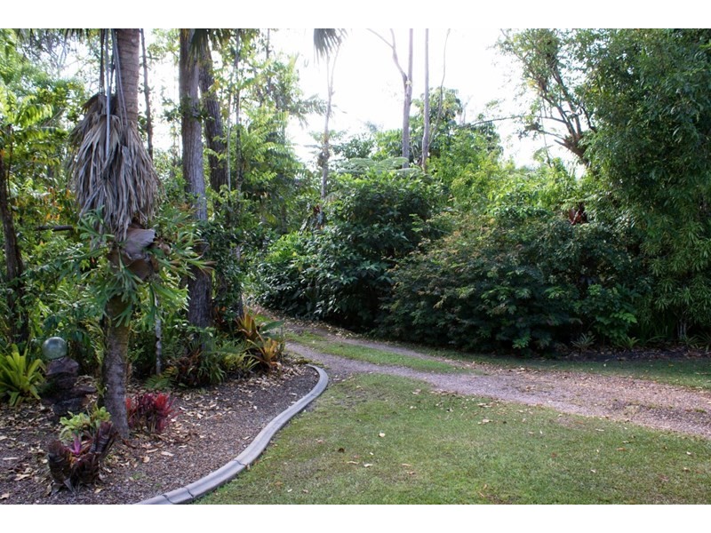 856 East Feluga Road, East Feluga QLD 4854