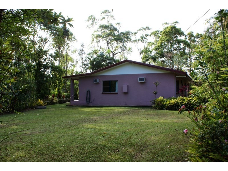 856 East Feluga Road, East Feluga QLD 4854