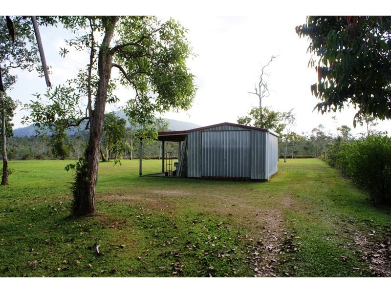 856 East Feluga Road, East Feluga QLD 4854