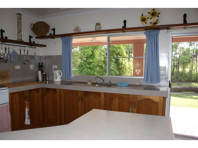 856 East Feluga Road, East Feluga QLD 4854