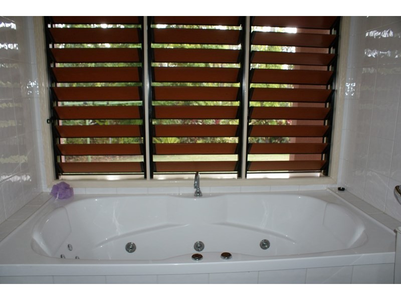 856 East Feluga Road, East Feluga QLD 4854